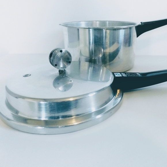 Mirro 4qt Pressure Cooker M-0294 Aluminum Vintage Cottagecore Granny Chic - Picture 7 of 14